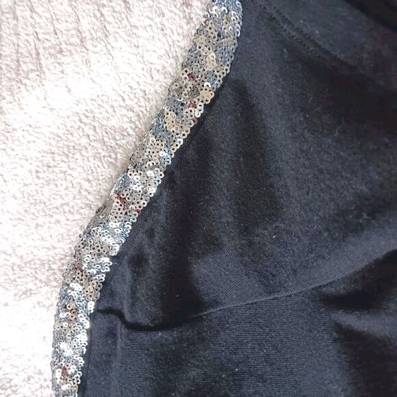 Victoria Secret Pink SZ XS. Black W/Silver Dogs & Logo. Sequin Accents - Picture 10 of 11